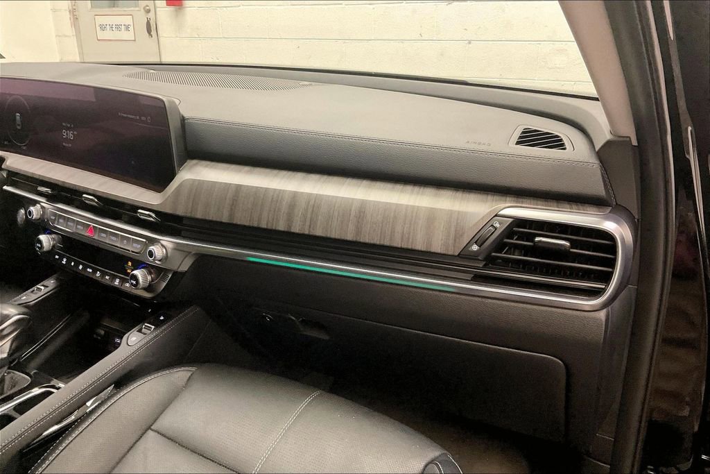 Used 2024 Kia Telluride SX image 14