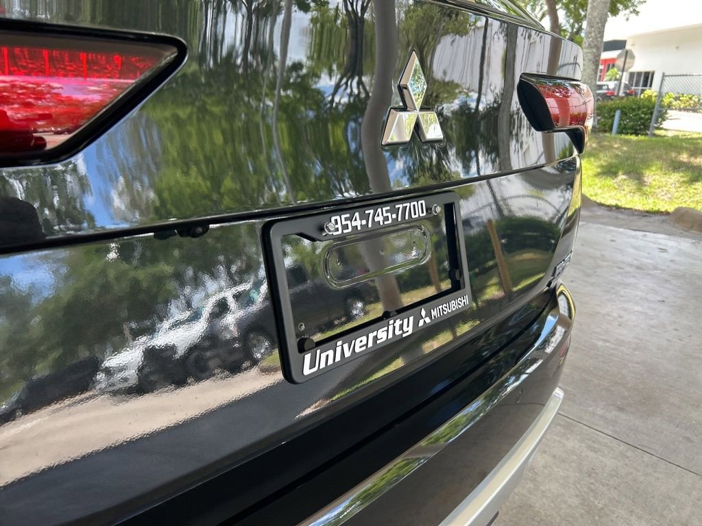 New 2025 Mitsubishi Outlander SEL image 23