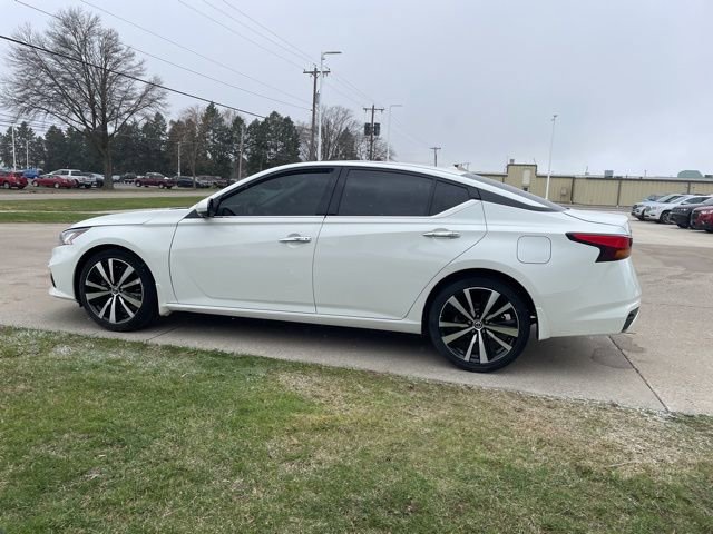 Used 2019 Nissan Altima 2.5 Platinum image 10