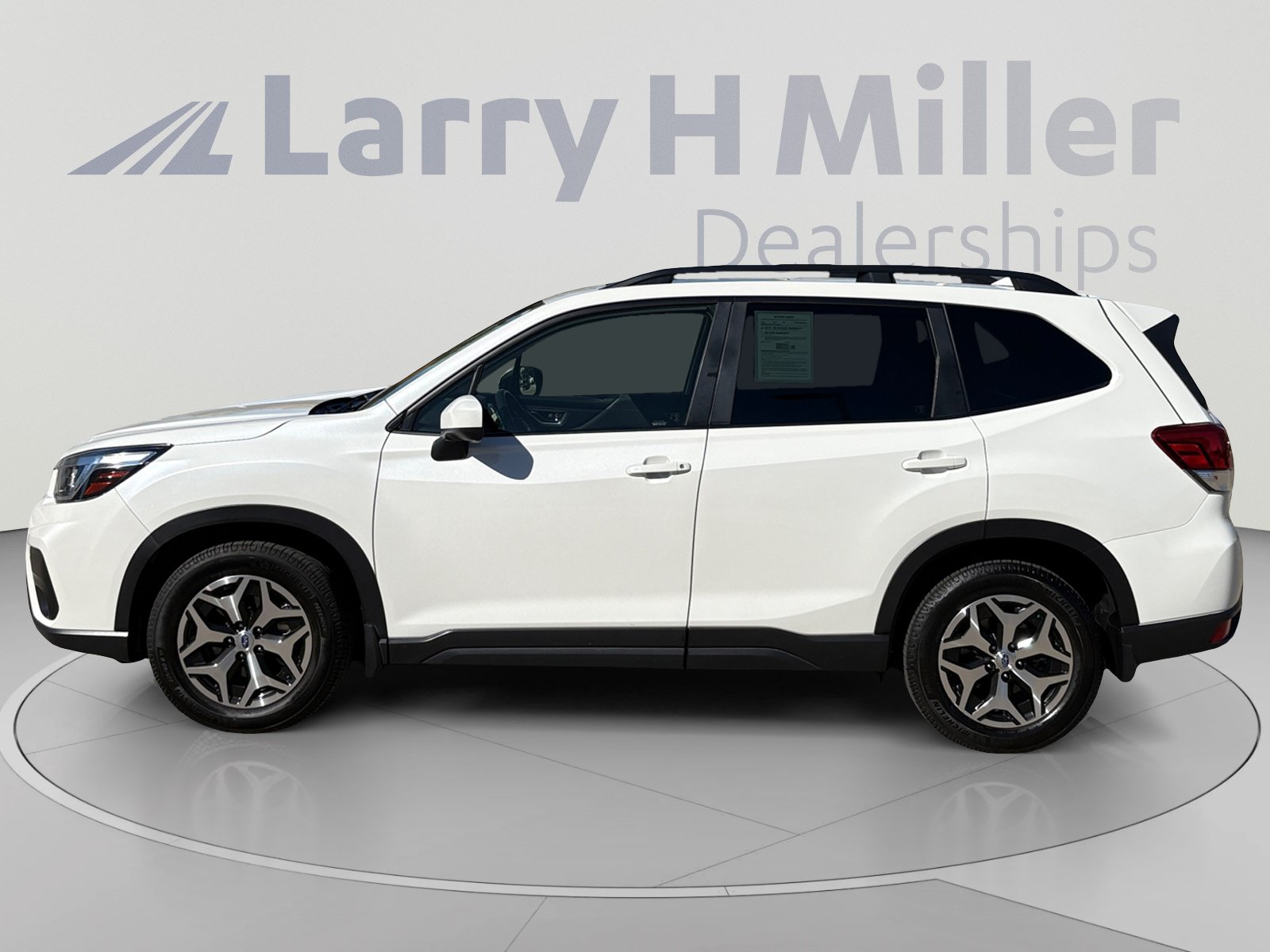 Certified 2025 Subaru Forester Wilderness AWD/4WD image 2