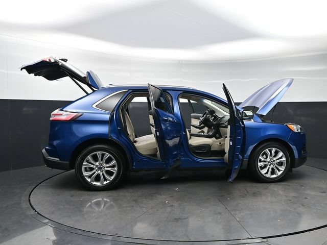 Used 2020 Ford Edge Titanium w/ Class II Trailer Tow Package AWD/4WD image 33
