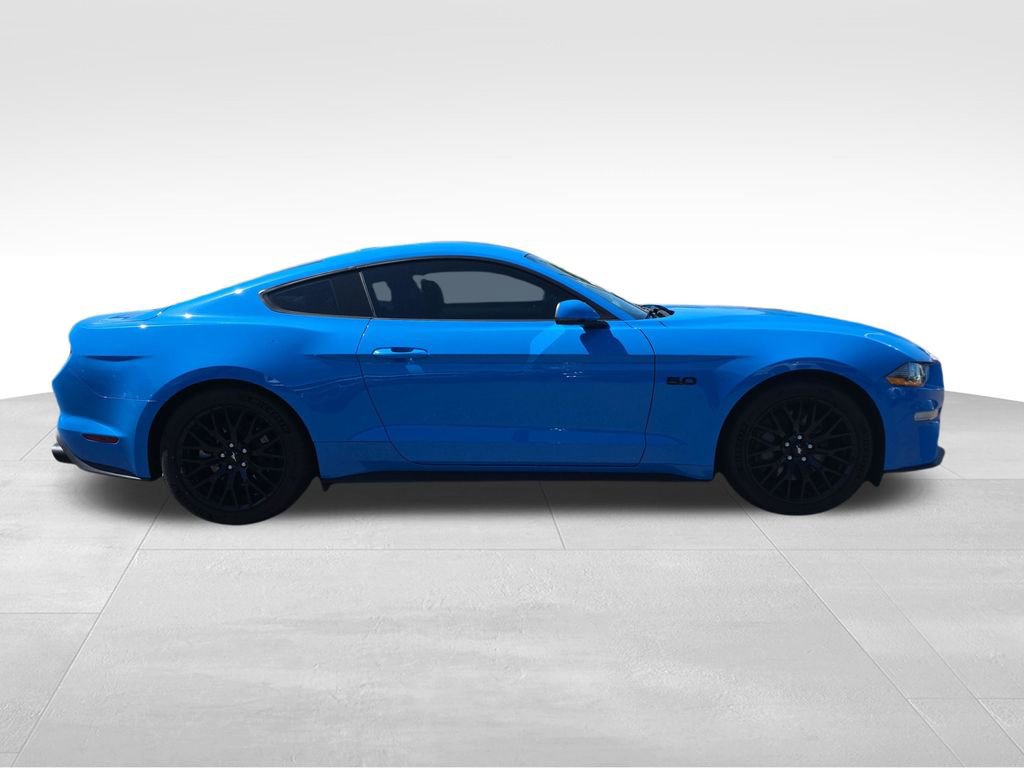 Used 2022 Ford Mustang GT Premium w/ Equipment Group 401A RWD image 10