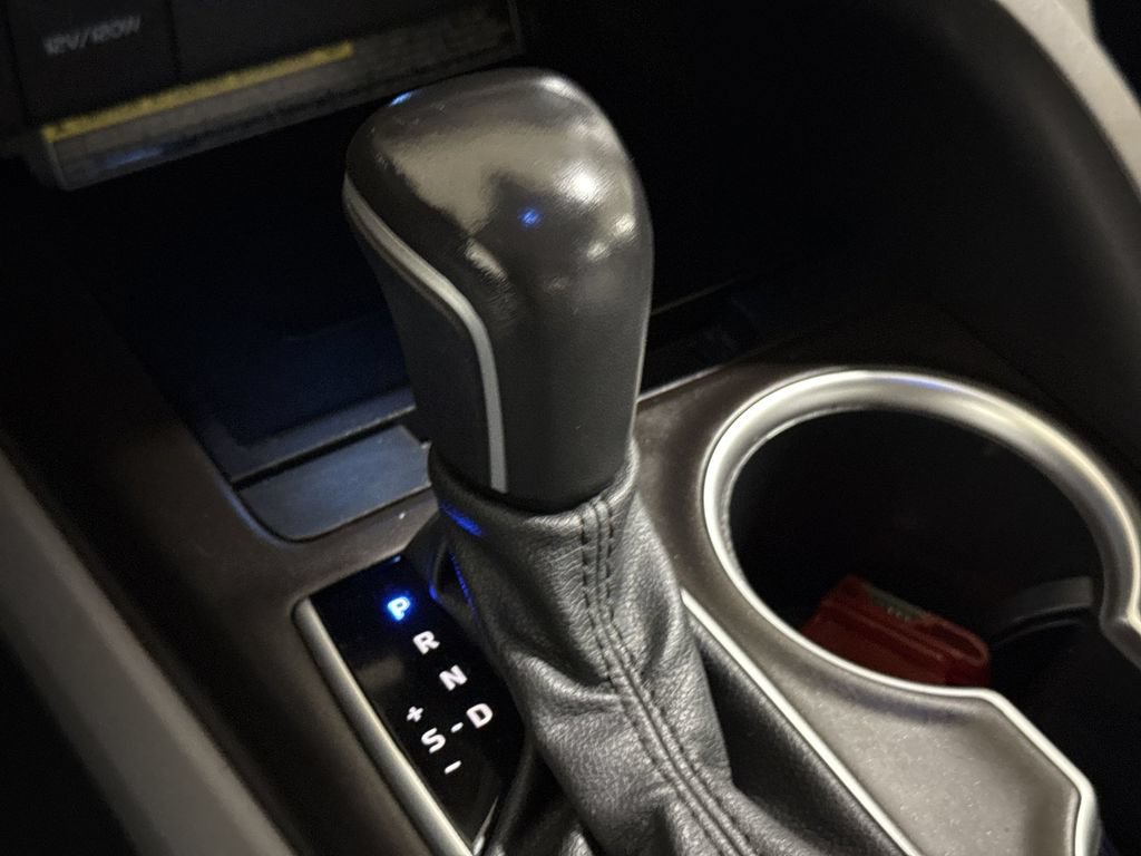 Used 2021 Toyota Camry XLE AWD/4WD image 17