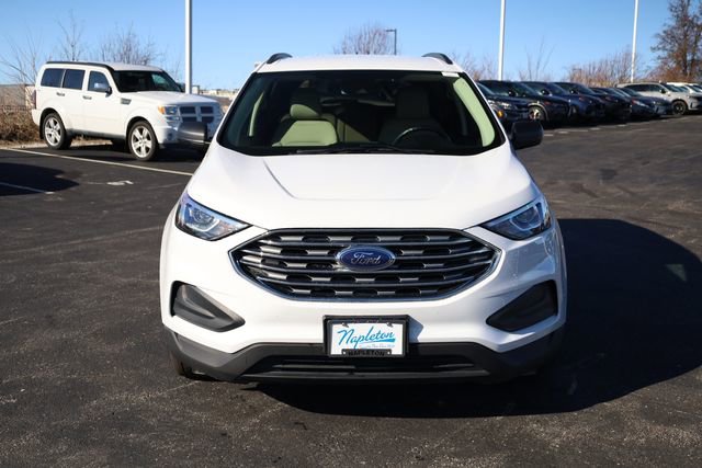Used 2020 Ford Edge SE image 3