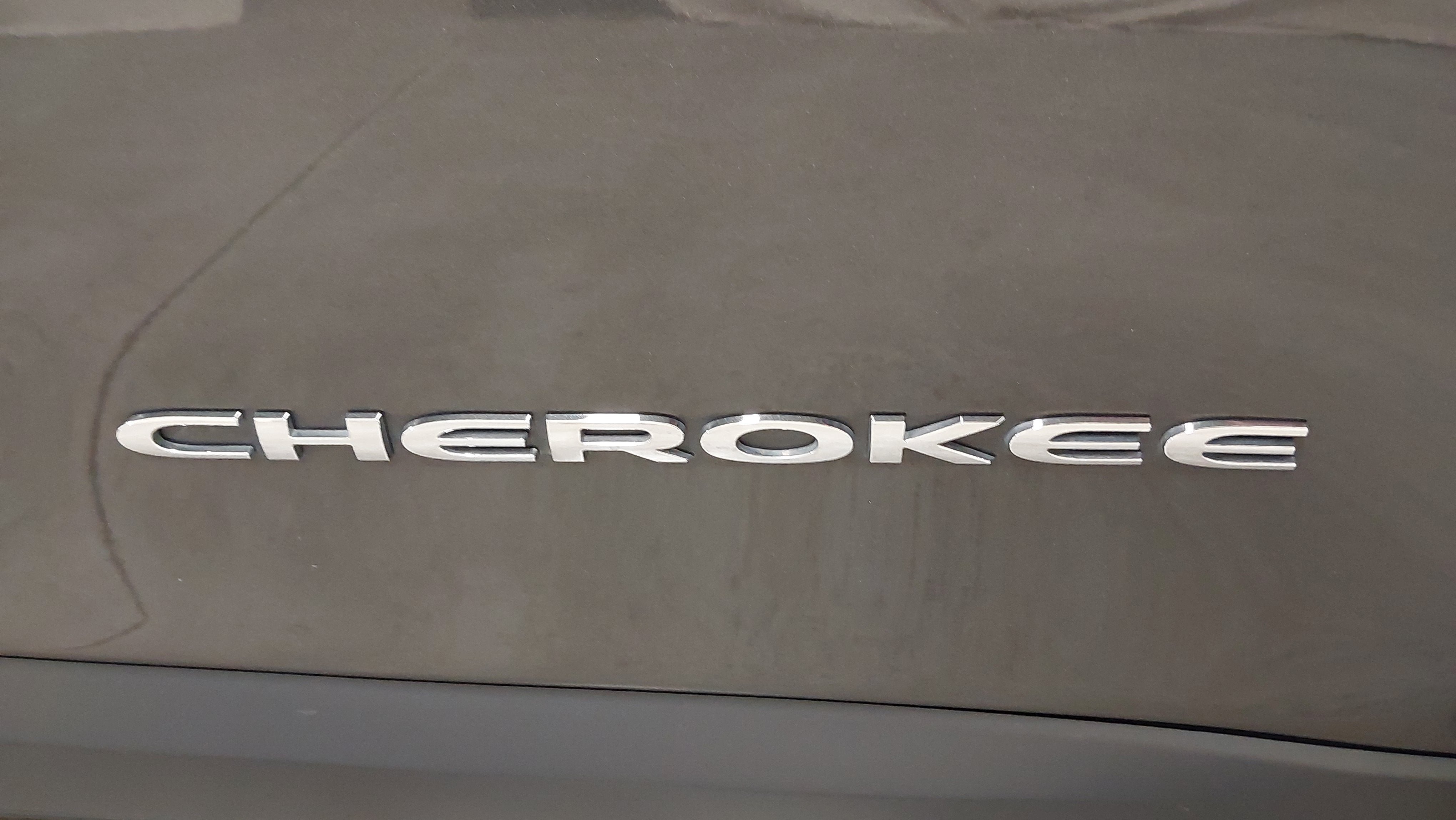 Used 2022 Jeep Cherokee Limited AWD/4WD image 17