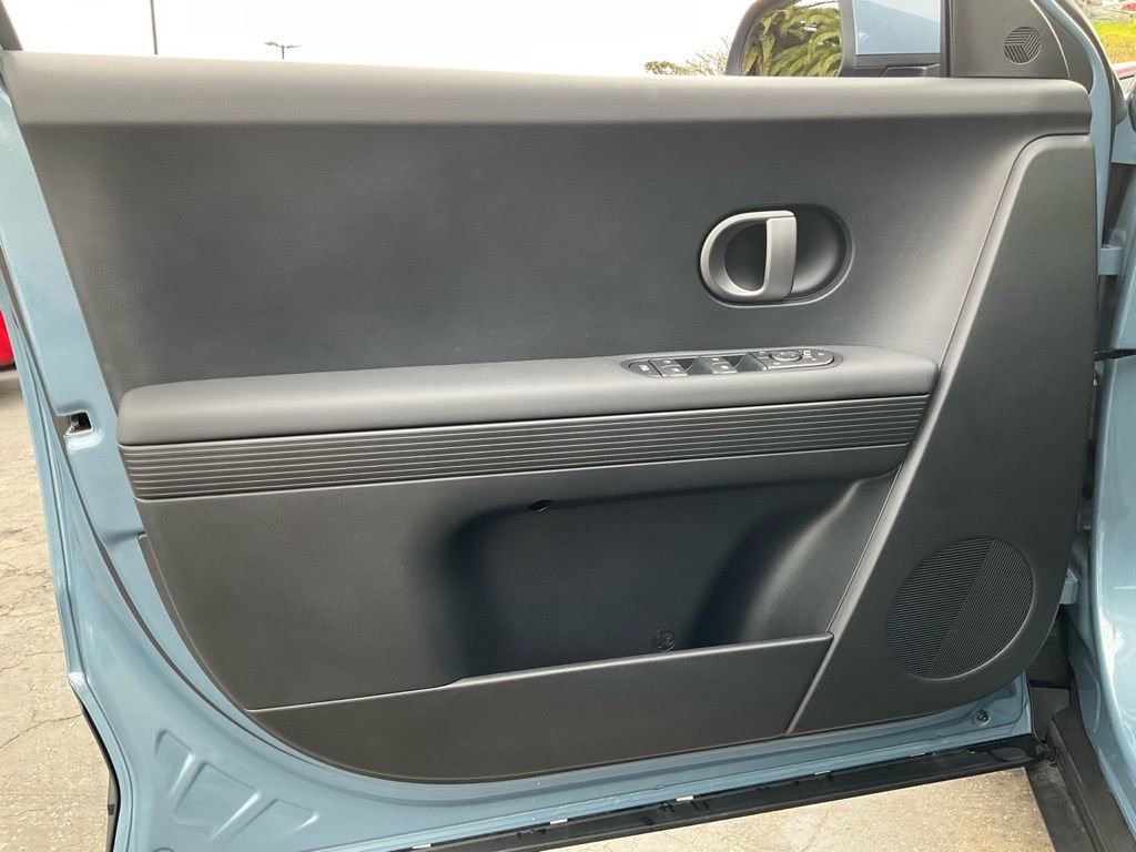 Used 2025 Hyundai Ioniq 5 SEL image 23