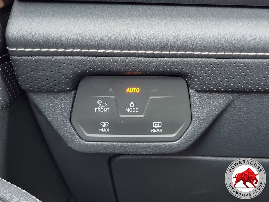 Used 2024 Volkswagen Atlas SE image 27