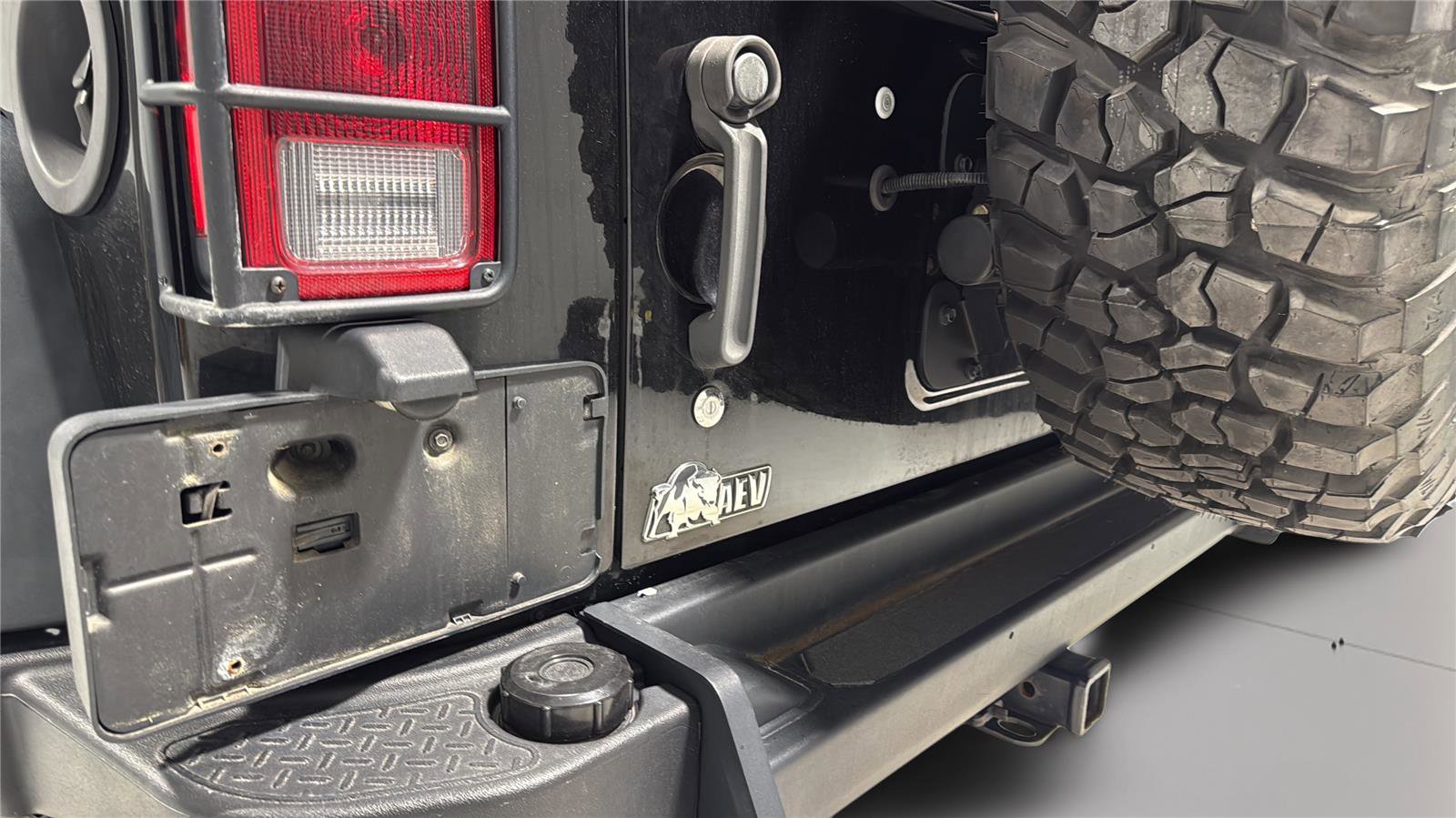 Used 2016 Jeep Wrangler Unlimited Rubicon w/ Dual Top Group AWD/4WD image 30