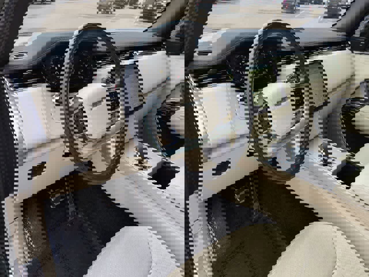 Used 2024 Land Rover Range Rover SE image 2