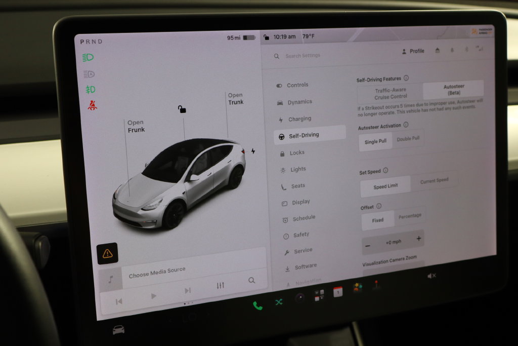 Used 2020 Tesla Model Y Long Range AWD/4WD image 29