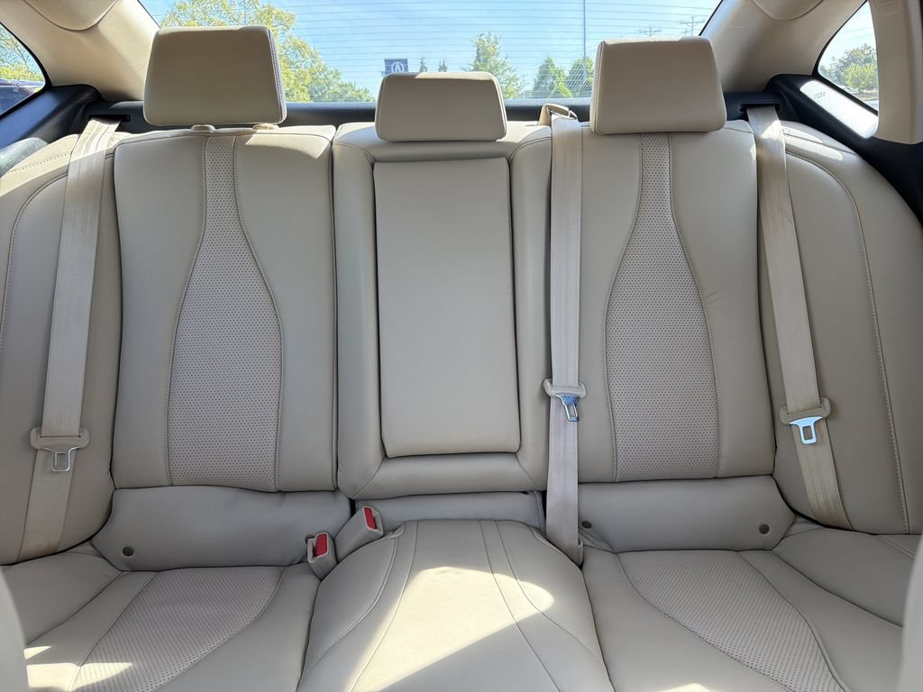 Used 2022 Acura TLX w/ Technology Package AWD/4WD image 28