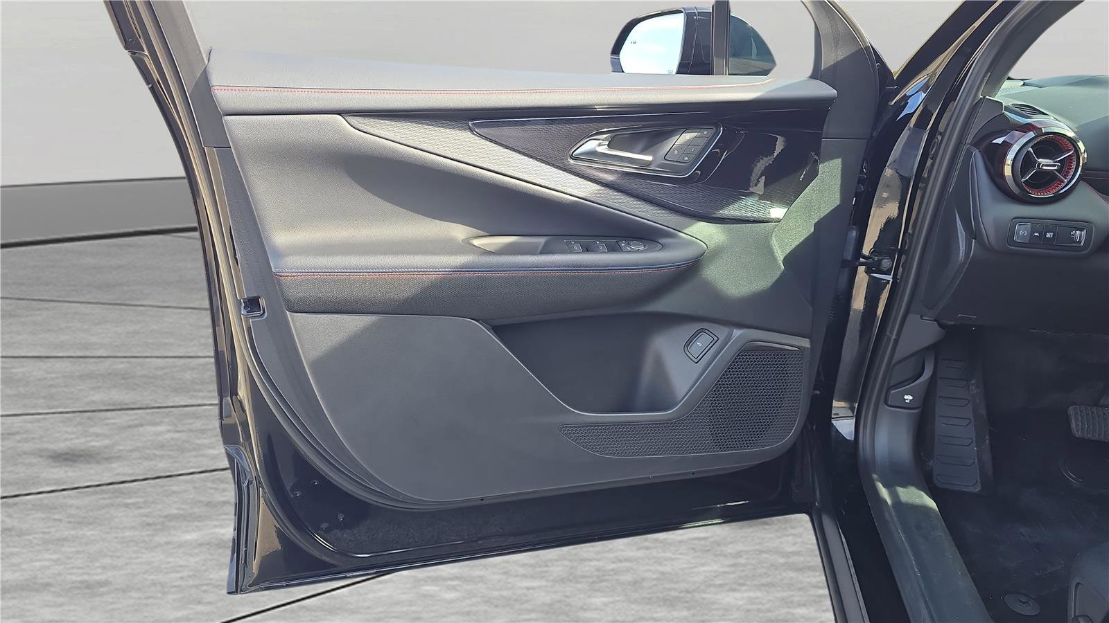 Used 2025 Chevrolet Blazer EV RS image 12