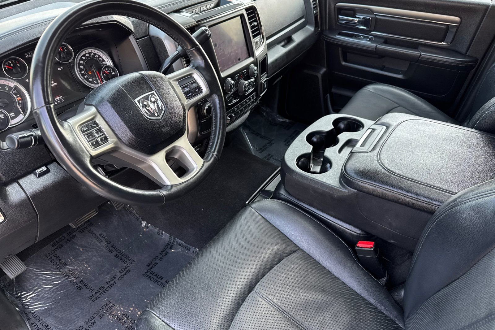 Used 2018 RAM 2500 Laramie w/ Sport Appearance Group AWD/4WD image 10