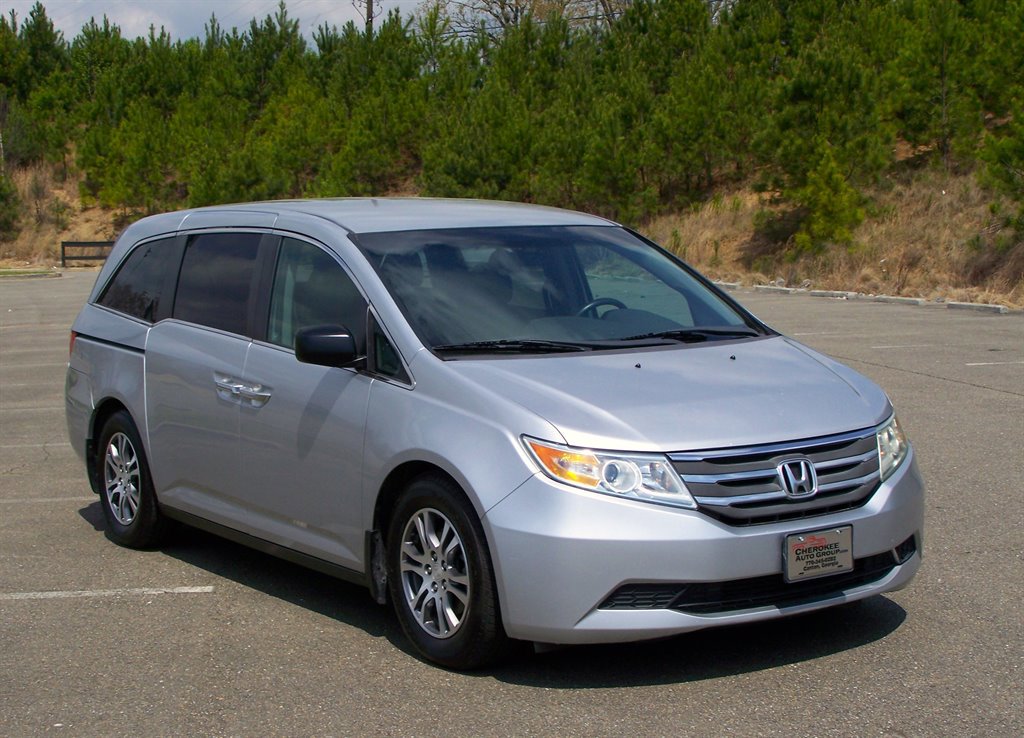 Used 2012 Honda Odyssey EX image 1