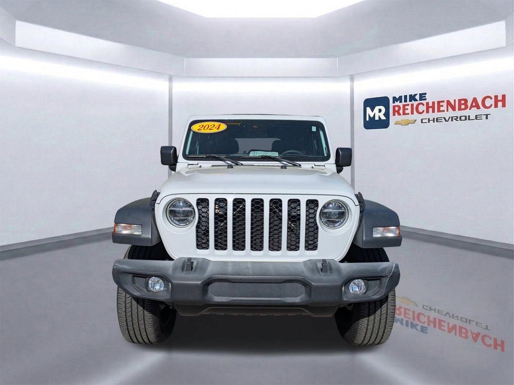 Used 2024 Jeep Wrangler Unlimited Sport image 9