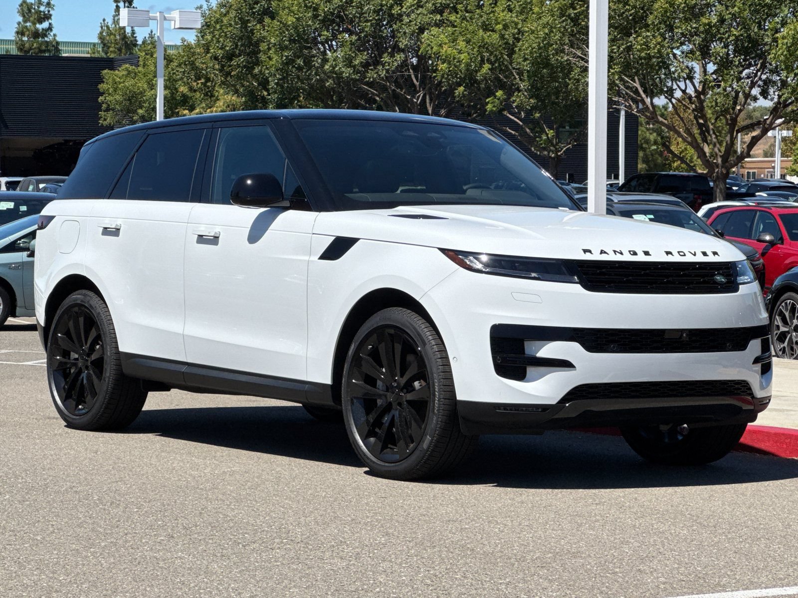 New 2026 Land Rover Range Rover Sport SE AWD/4WD image 8