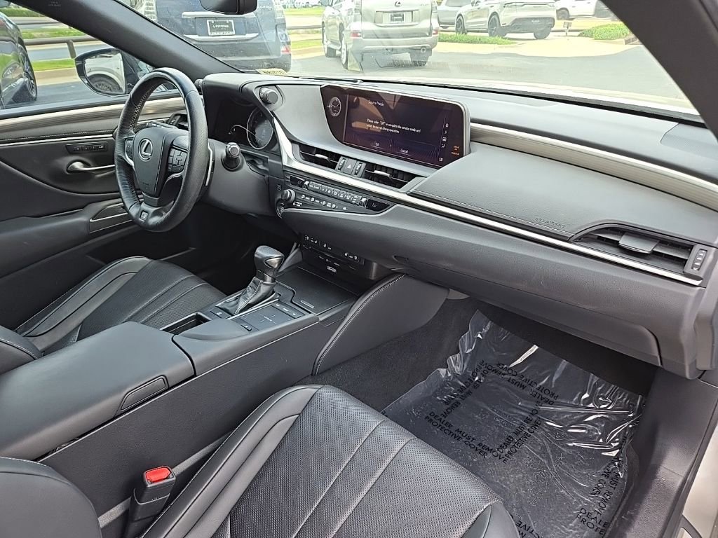 Used 2019 Lexus ES 350 F Sport w/ Accessory Package 2 FWD image 23