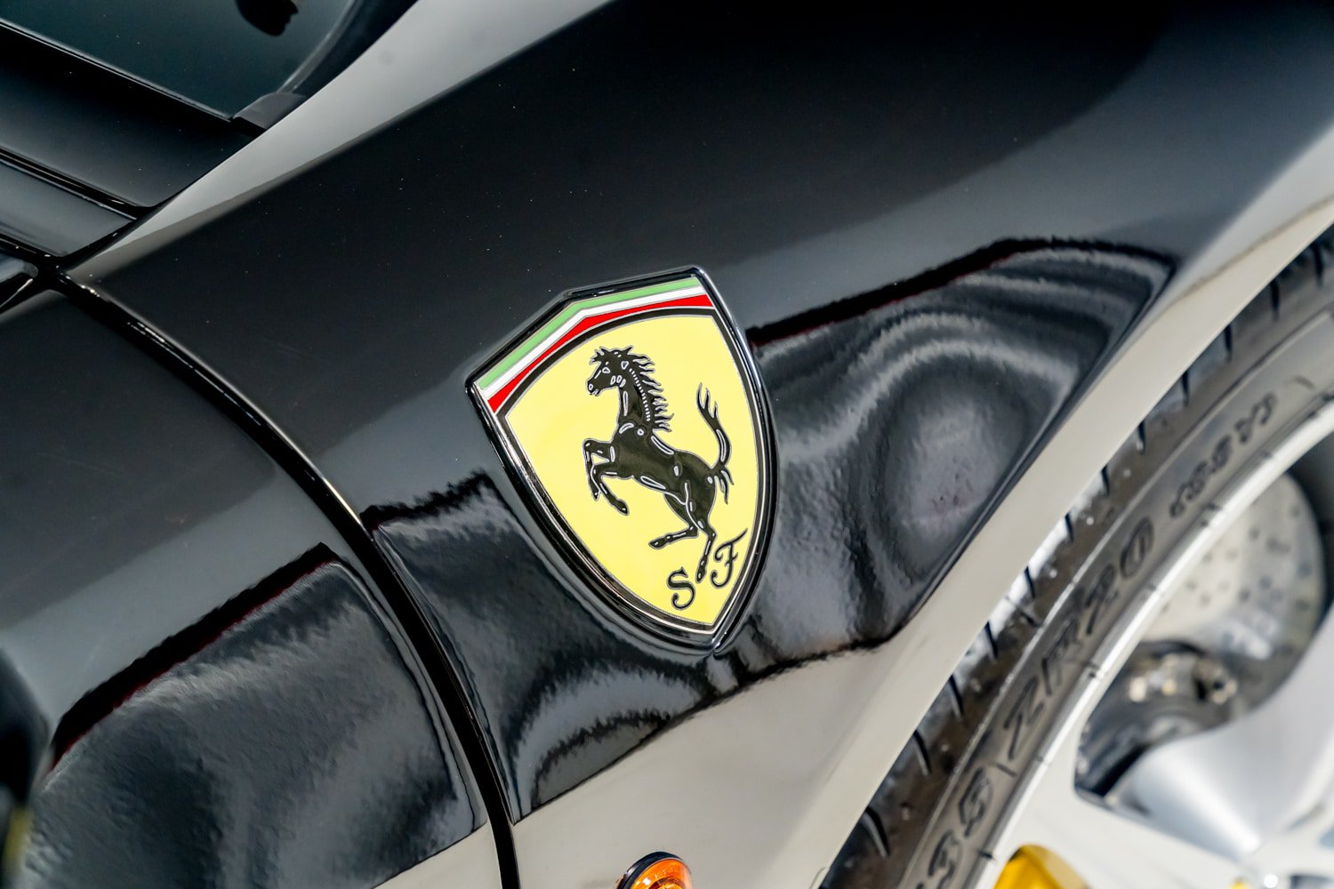Used 2010 Ferrari 458 Italia Coupe RWD image 31