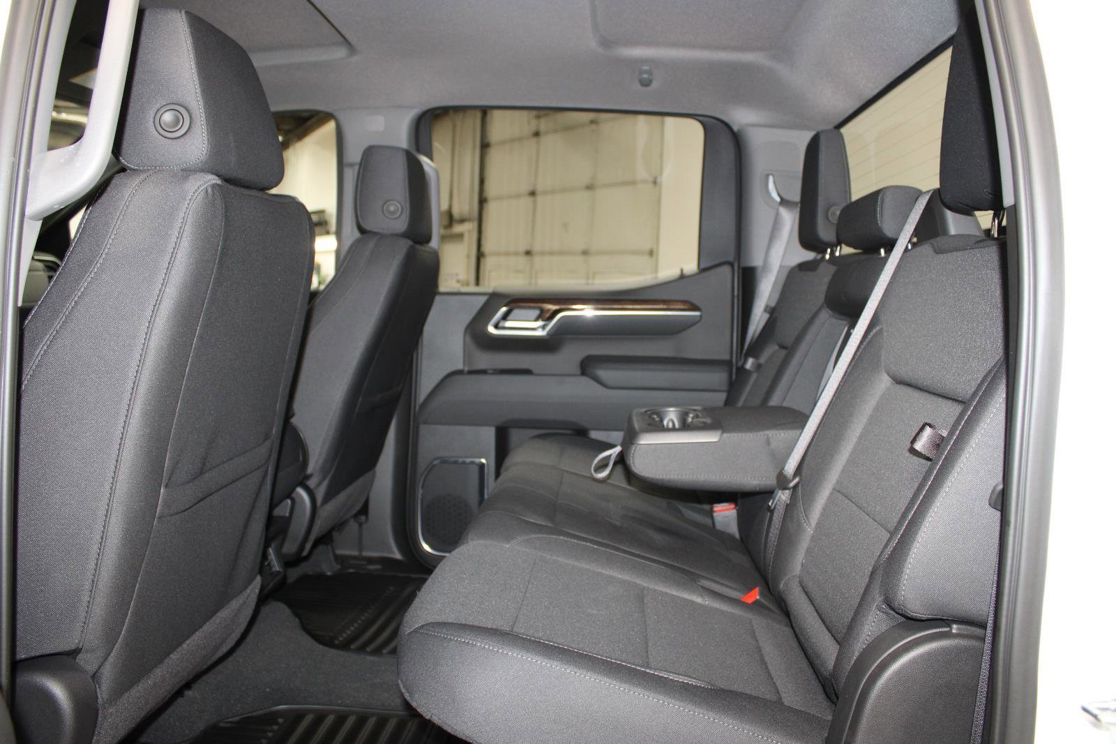New 2026 GMC Sierra 1500 Elevation image 28