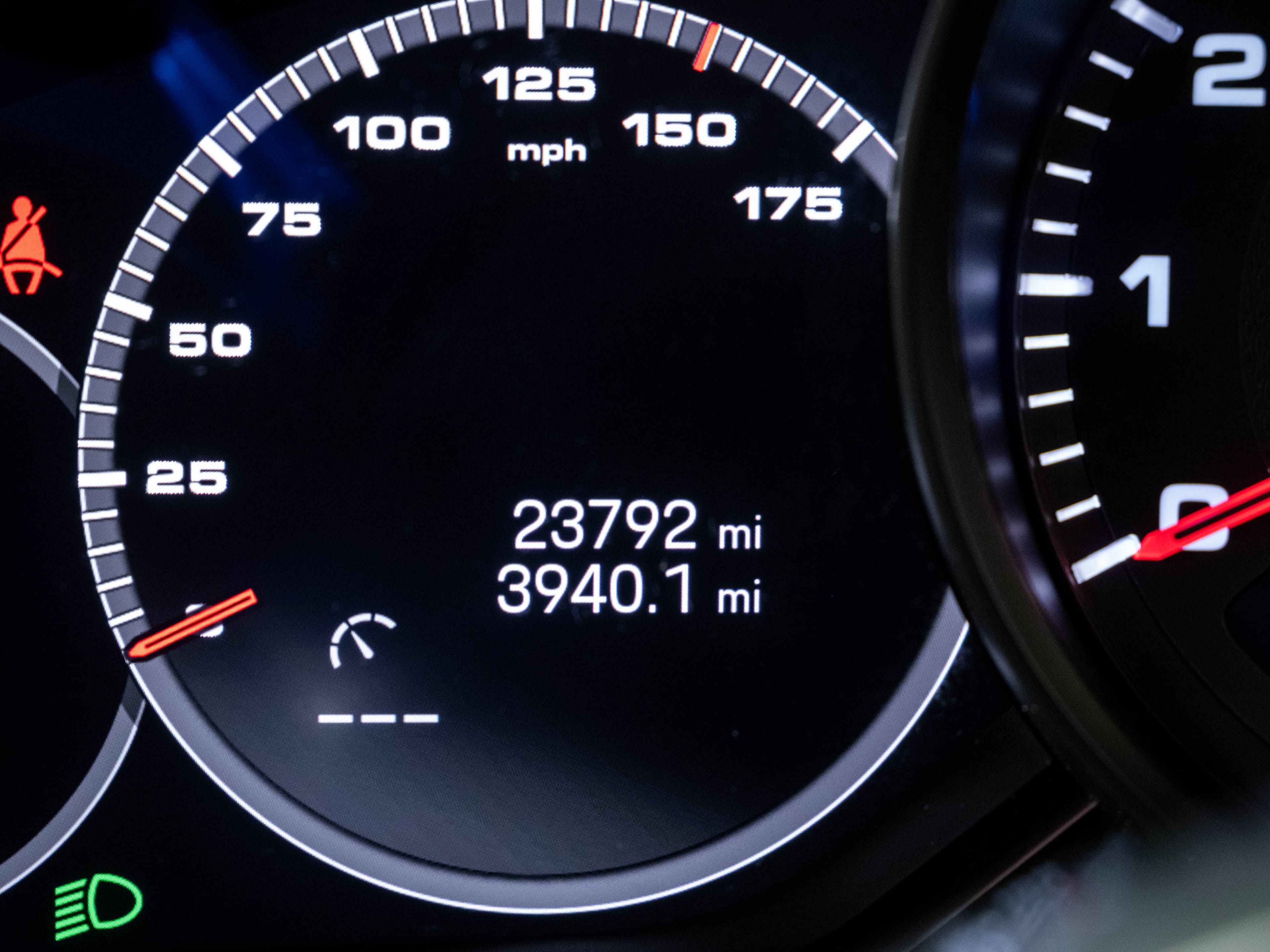Certified 2023 Porsche Cayenne AWD/4WD image 11