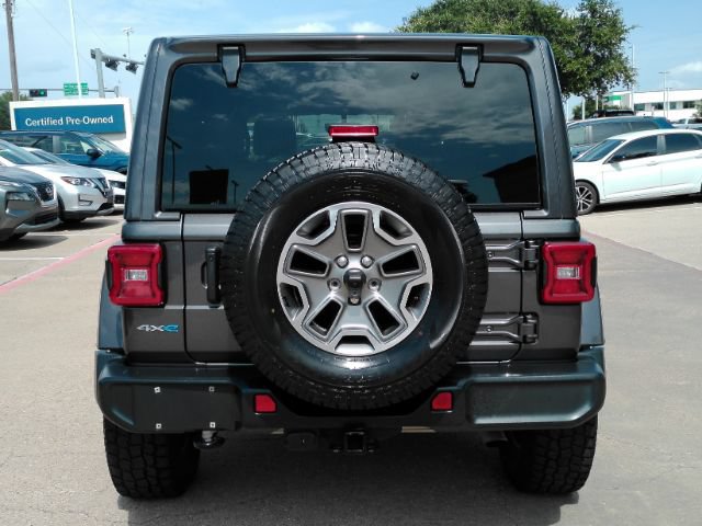 Used 2021 Jeep Wrangler Unlimited Sahara w/ Cold Weather Group AWD/4WD image 10