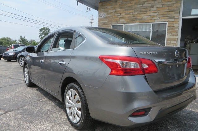 Used 2018 Nissan Sentra S FWD image 4