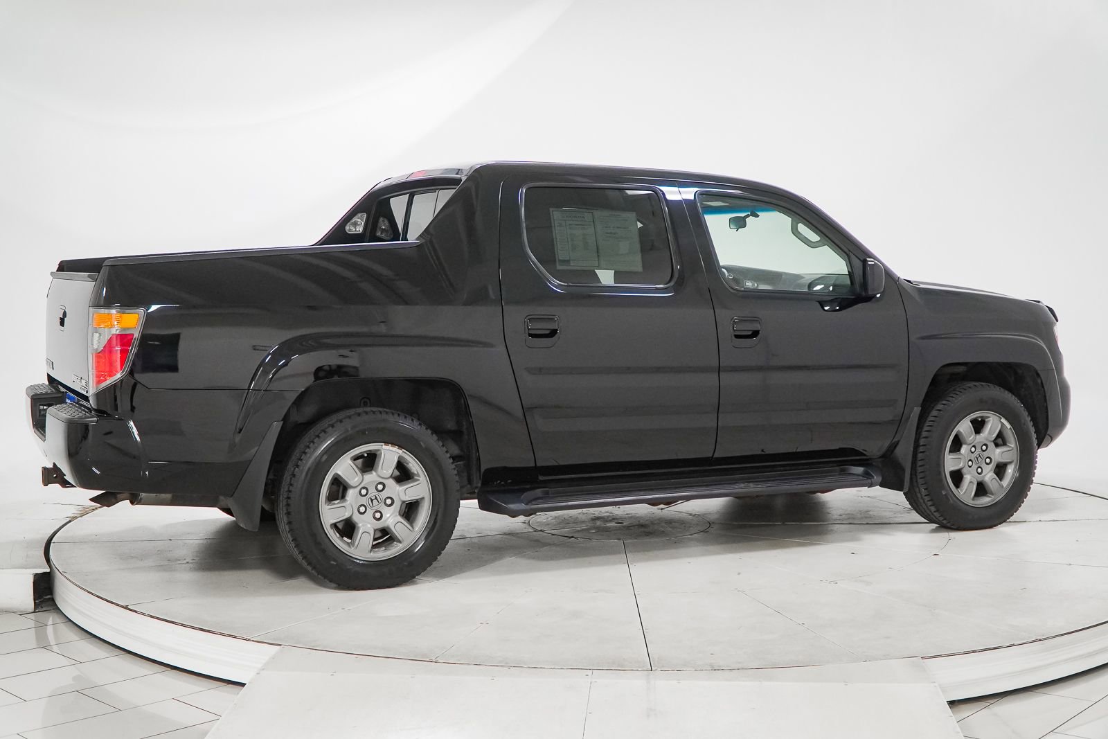 Used 2007 Honda Ridgeline RTX image 13