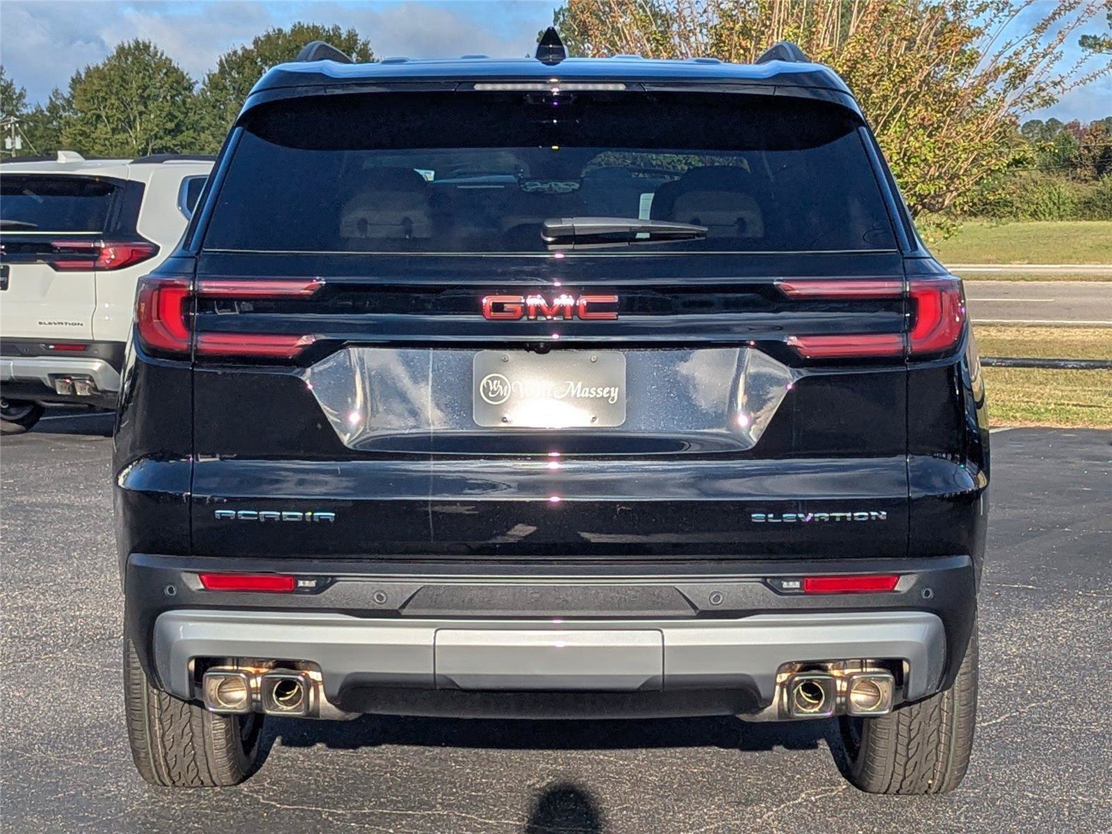 New 2026 GMC Acadia Elevation w/ Elevation Premium Package FWD image 4