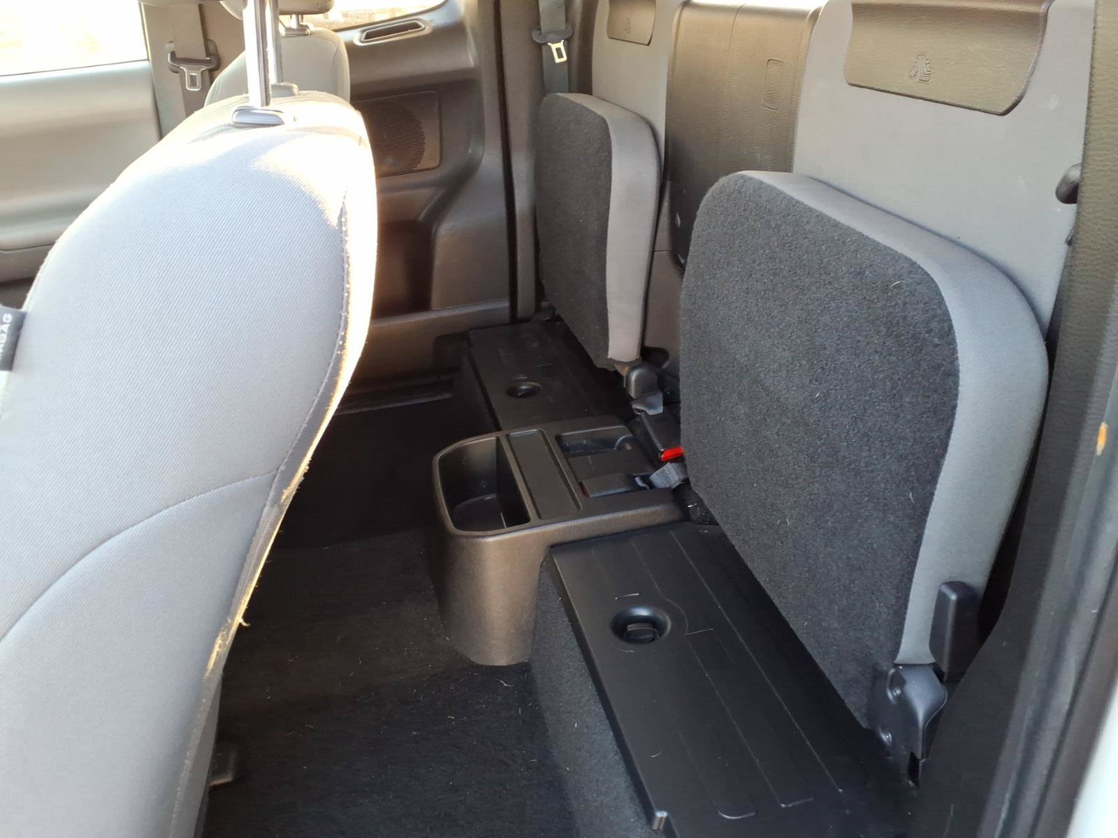 Used 2021 Toyota Tacoma SR RWD image 13