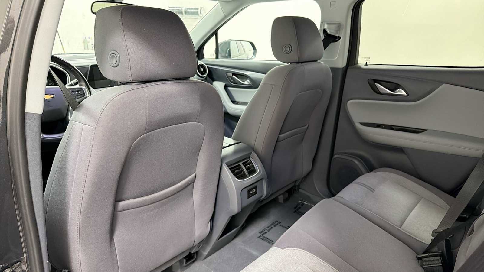 Used 2019 Chevrolet Blazer LT FWD image 24