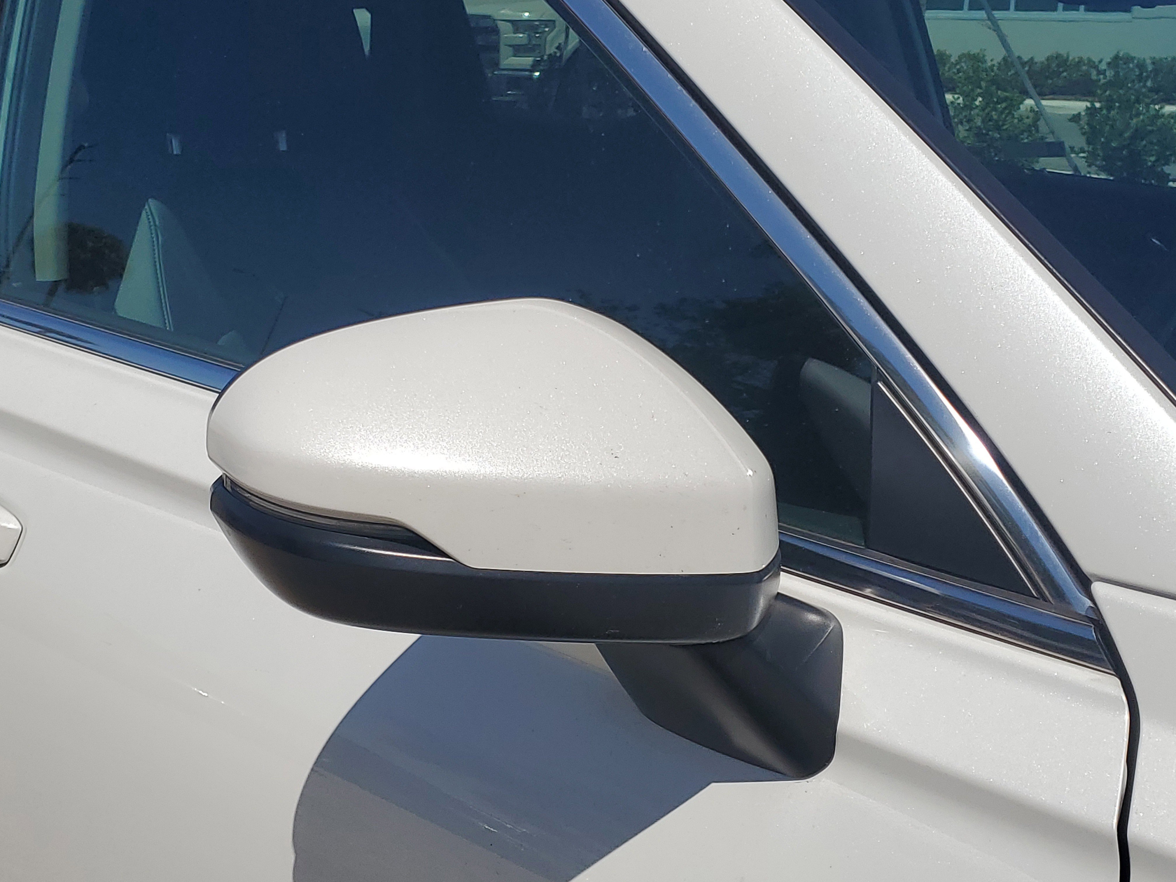 Used 2023 Honda CR-V EX-L image 5