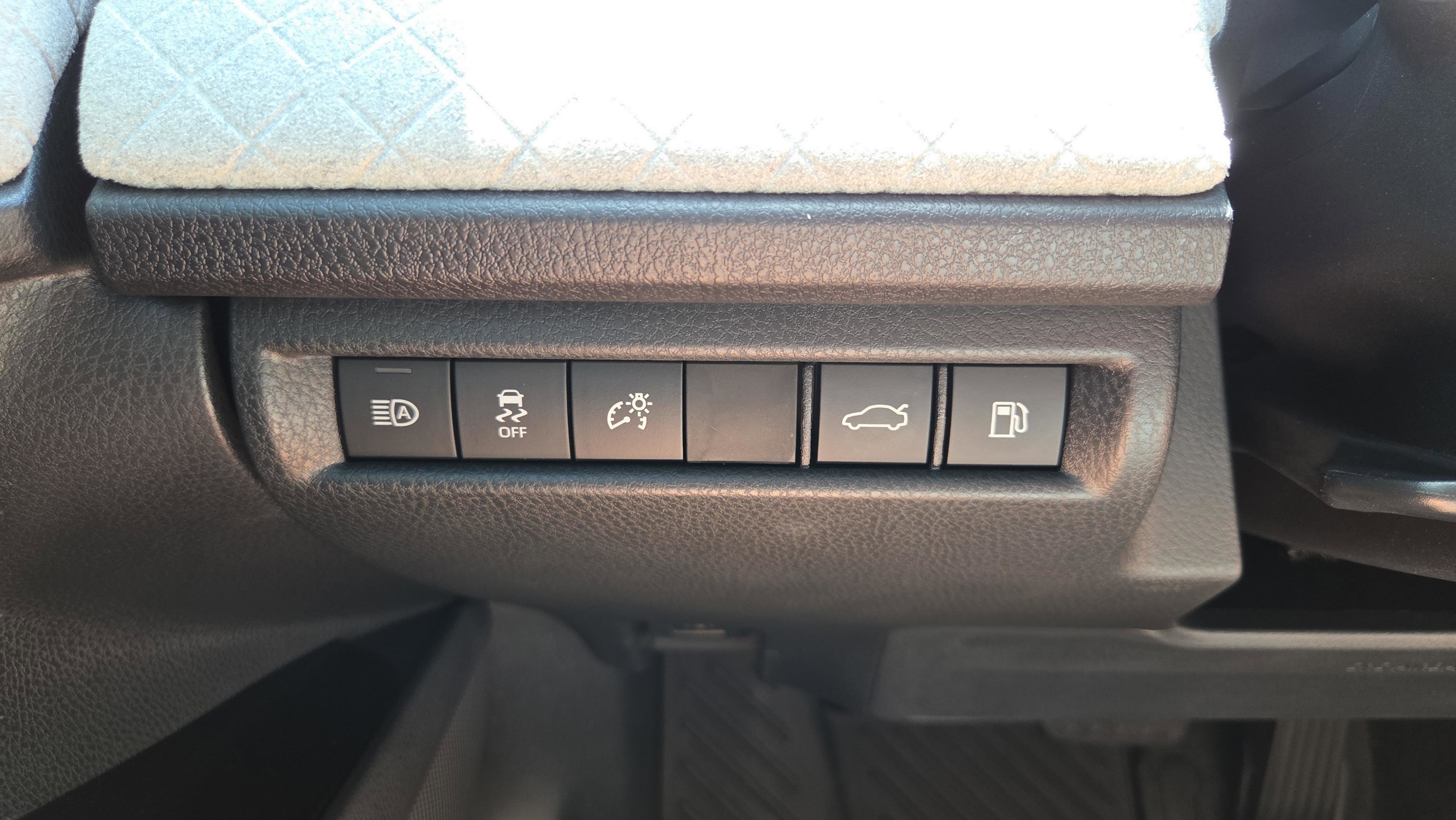 Certified 2026 Toyota Camry XLE FWD image 17