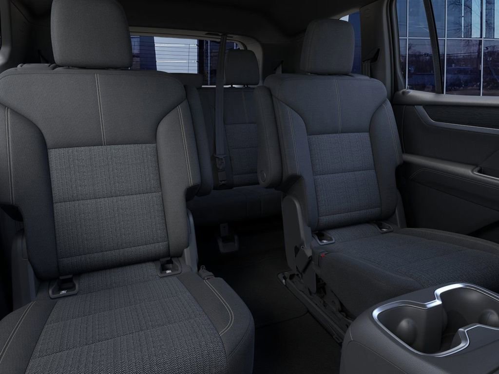 New 2025 GMC Acadia Elevation image 17