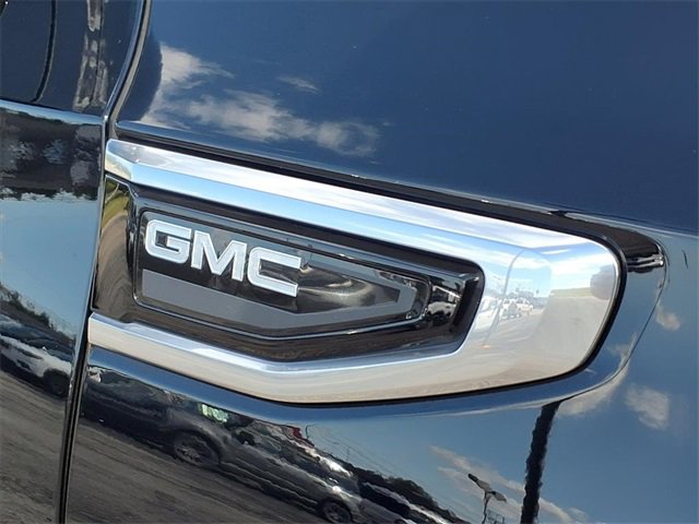Used 2021 GMC Yukon Denali w/ Denali Premium Package image 35