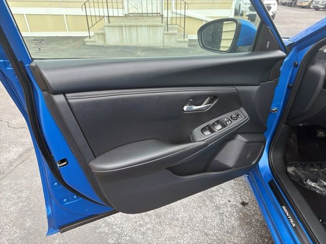 Used 2025 Nissan Sentra SV image 18