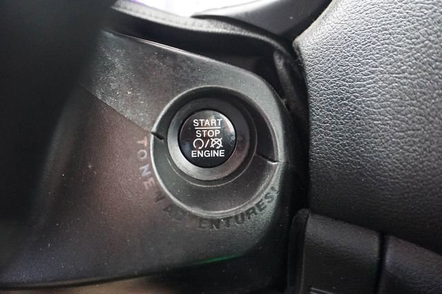 Used 2017 Jeep Renegade Altitude image 18