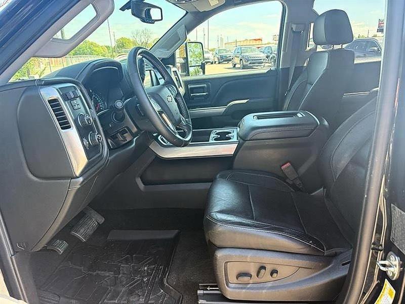 Used 2016 Chevrolet Silverado 3500 LTZ w/ Duramax Plus Package image 19