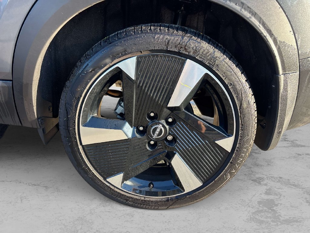 Certified 2026 Nissan Kicks SR w/ Cold Weather Package AWD/4WD image 8