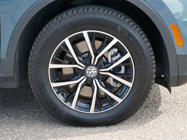Used 2021 Volkswagen Tiguan SE image 9