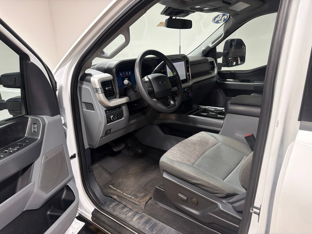 Used 2024 Ford F250 XLT w/ XLT Premium Package AWD/4WD image 69