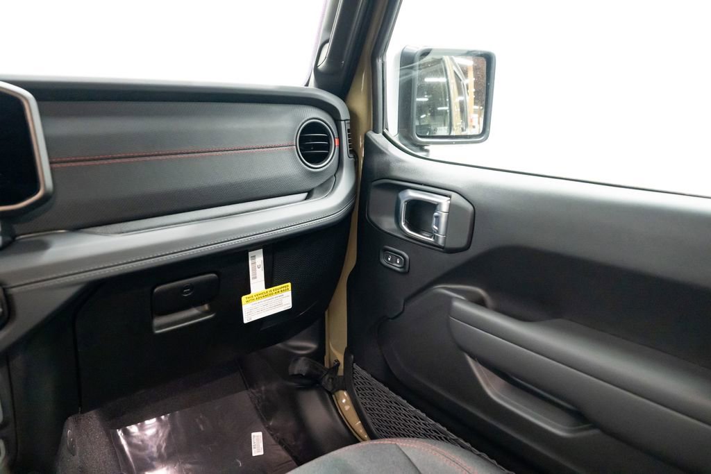 New 2026 Jeep Gladiator Rubicon w/ Steel Power Dome Hood Package AWD/4WD image 10
