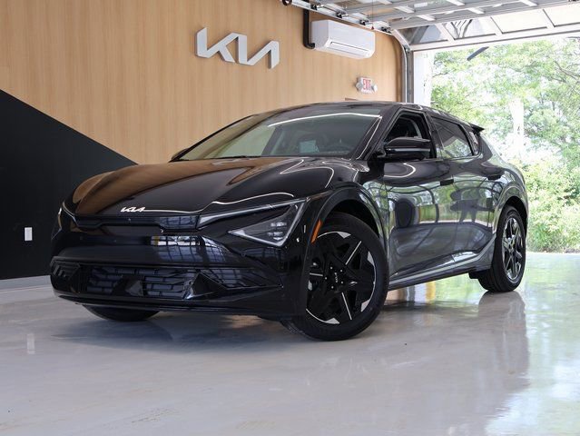 New 2025 Kia EV6 Wind
