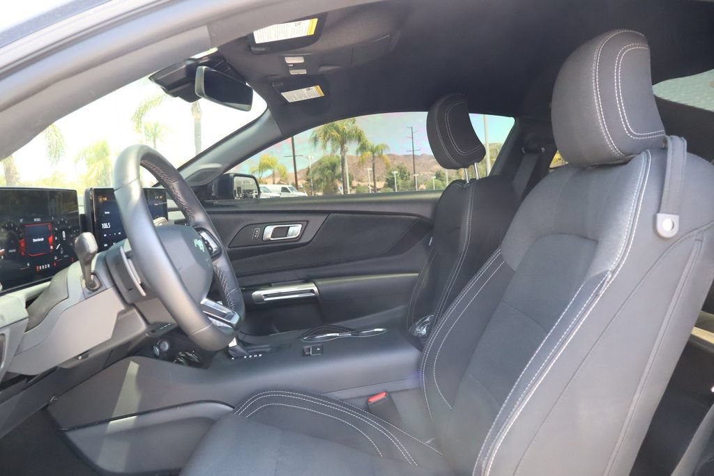 Used 2025 Ford Mustang GT w/ Mustang Nite Pony Package RWD image 17