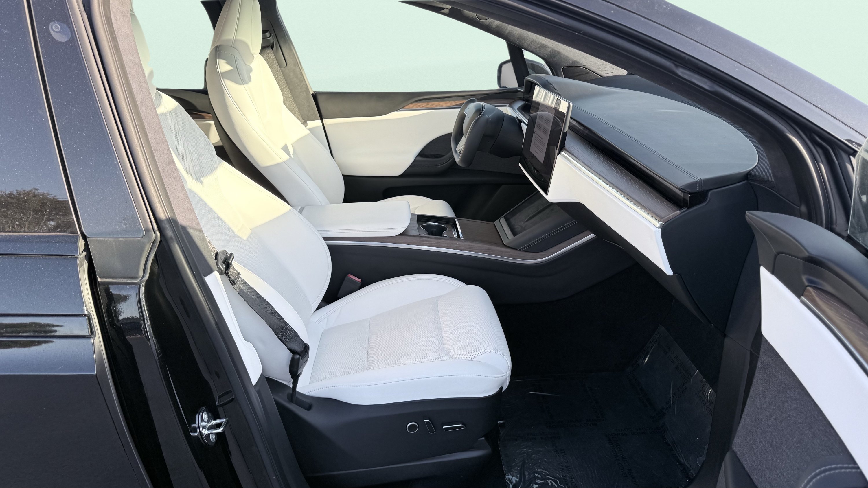 Used 2023 Tesla Model X AWD/4WD image 37