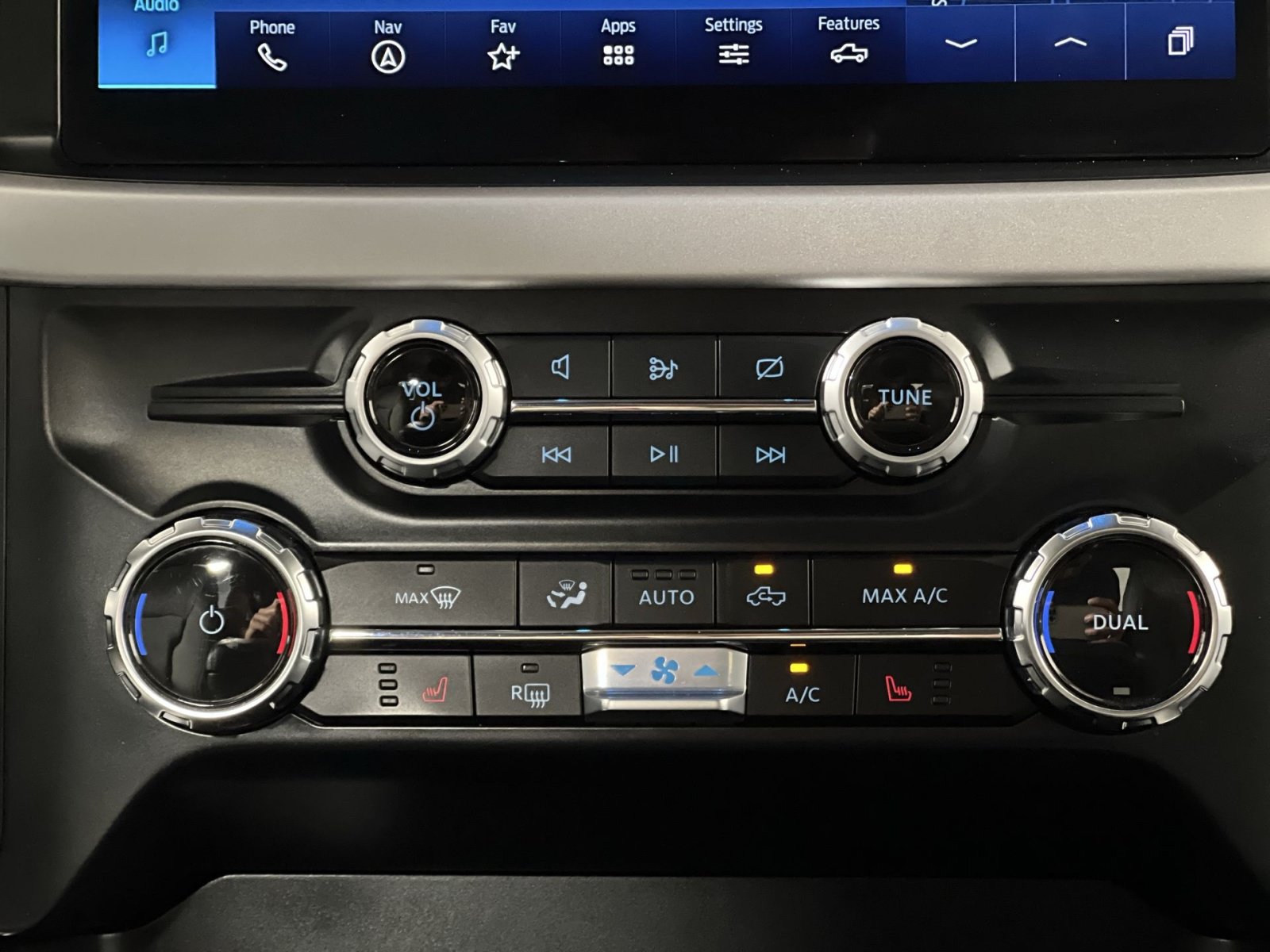 Used 2023 Ford F150 XLT w/ Equipment Group 302A High AWD/4WD image 21