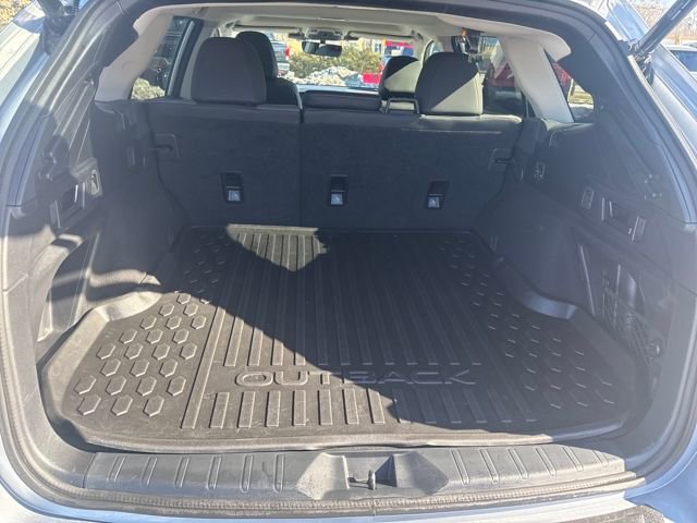 Used 2023 Subaru Outback Onyx Edition image 46