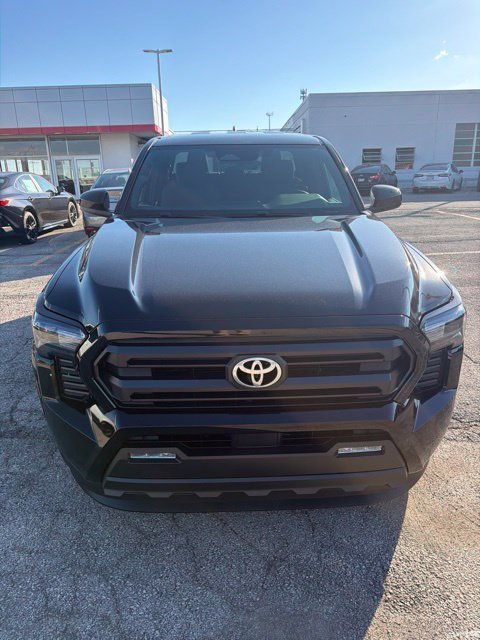 New 2026 Toyota Tacoma SR5 AWD/4WD image 2
