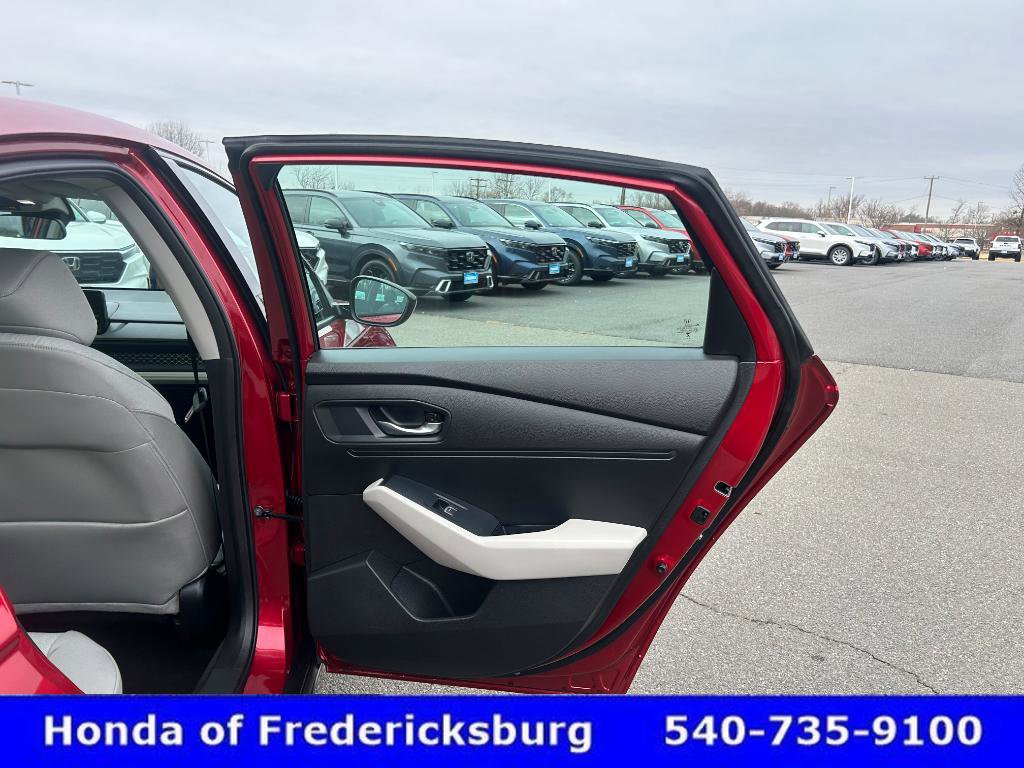 Certified 2025 Honda Accord SE image 26