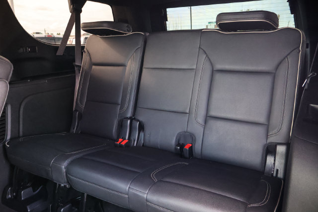Used 2021 GMC Yukon XL SLT w/ Rear Media and Nav Package AWD/4WD image 10