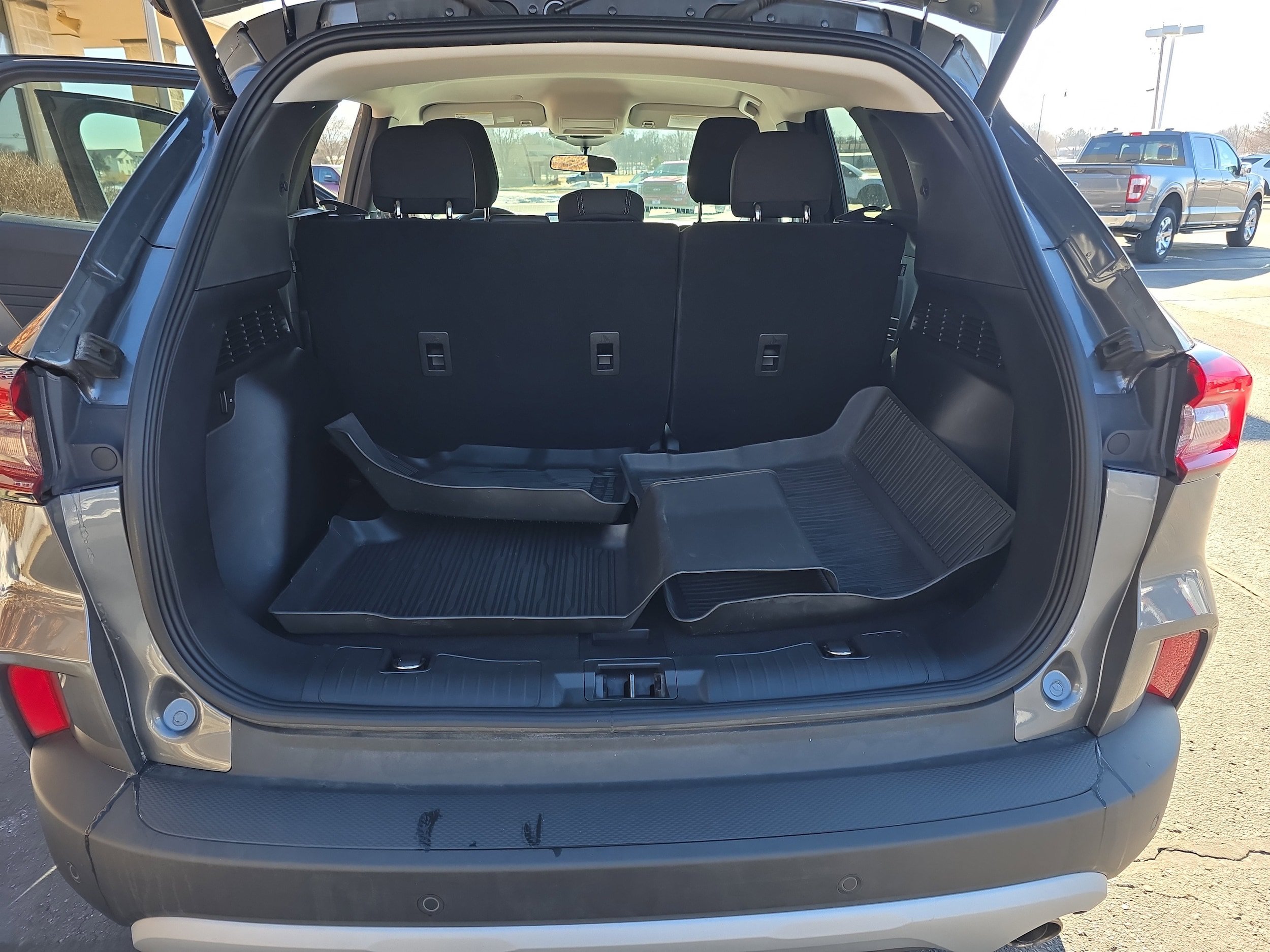 Used 2023 Ford Escape Active w/ Tech Pack #2 AWD/4WD image 18
